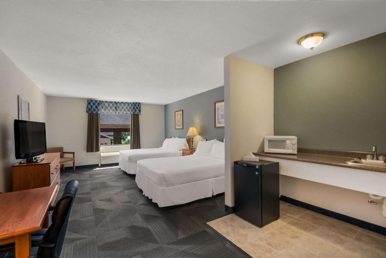 Surestay Plus Hotel By Best Western Berkeley Springs Bagian luar foto