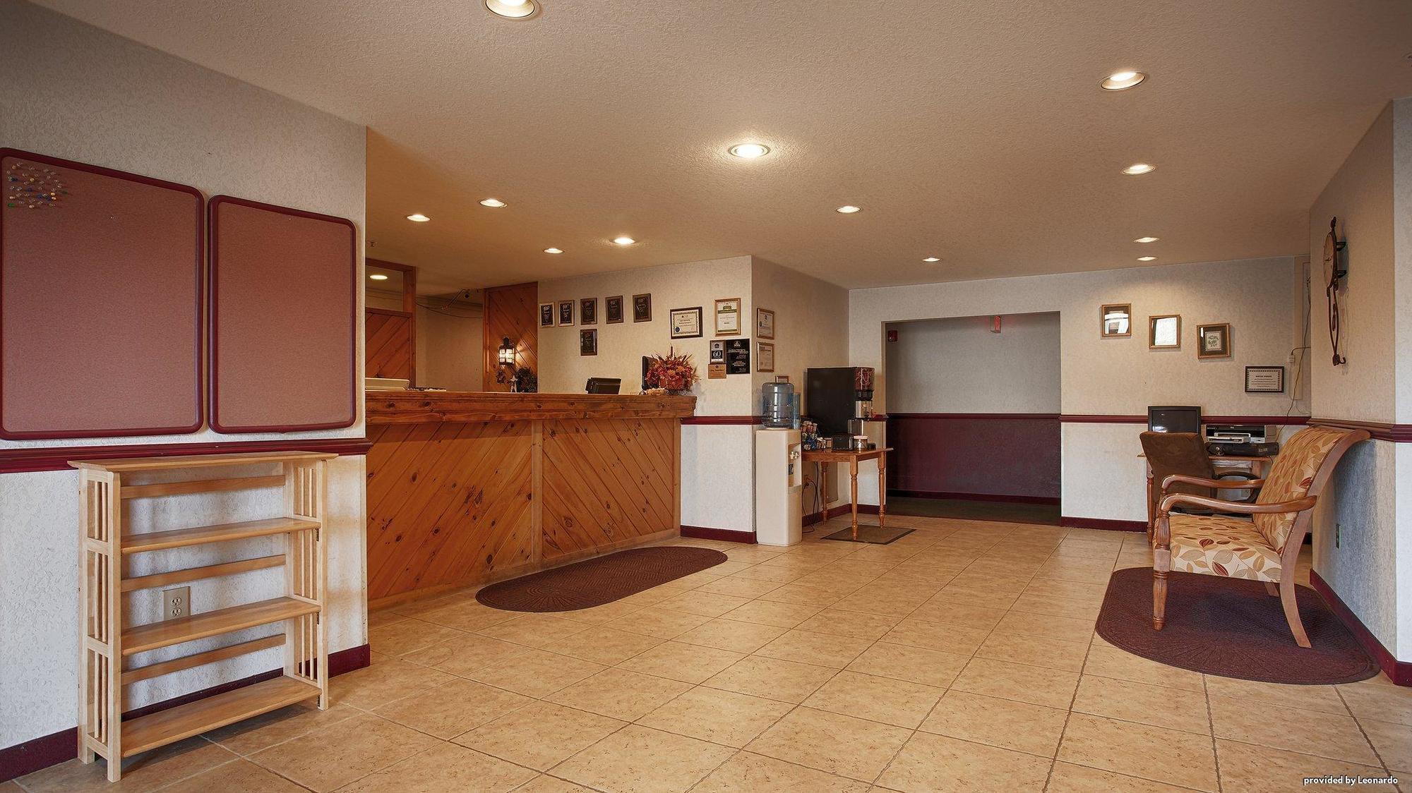 Surestay Plus Hotel By Best Western Berkeley Springs Bagian luar foto