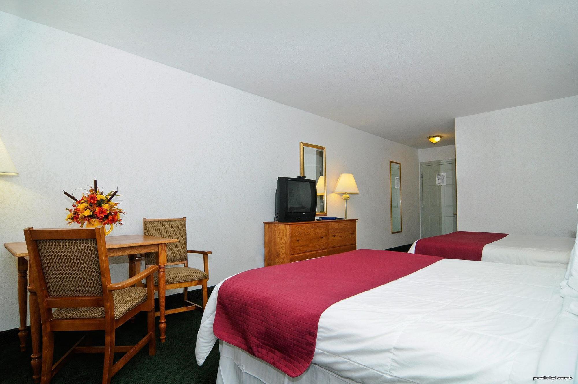 Surestay Plus Hotel By Best Western Berkeley Springs Bagian luar foto