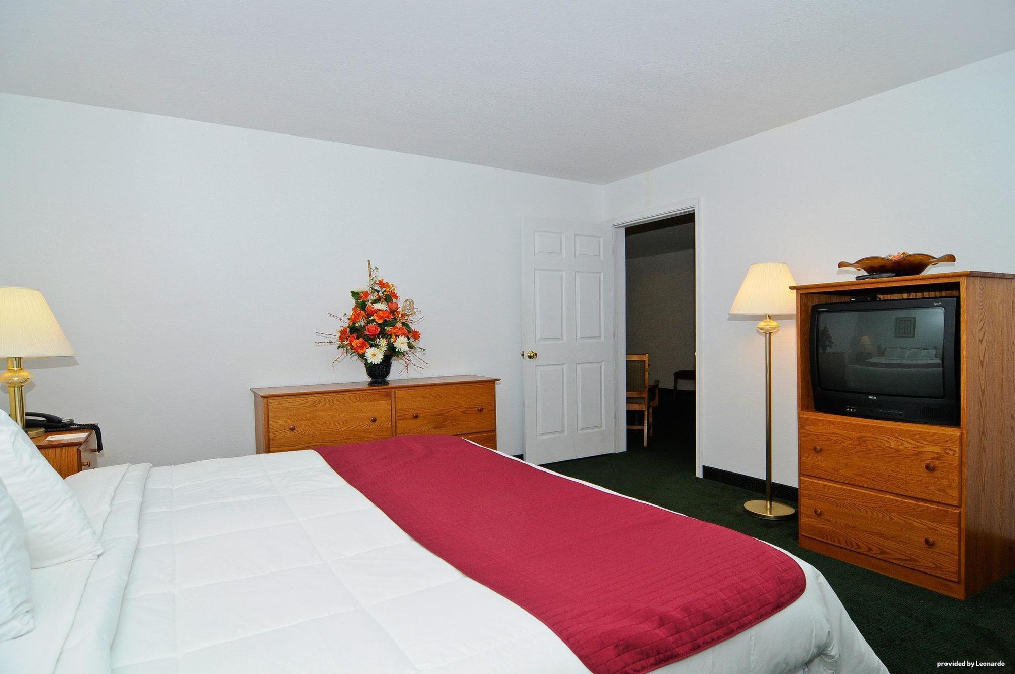 Surestay Plus Hotel By Best Western Berkeley Springs Ruang foto