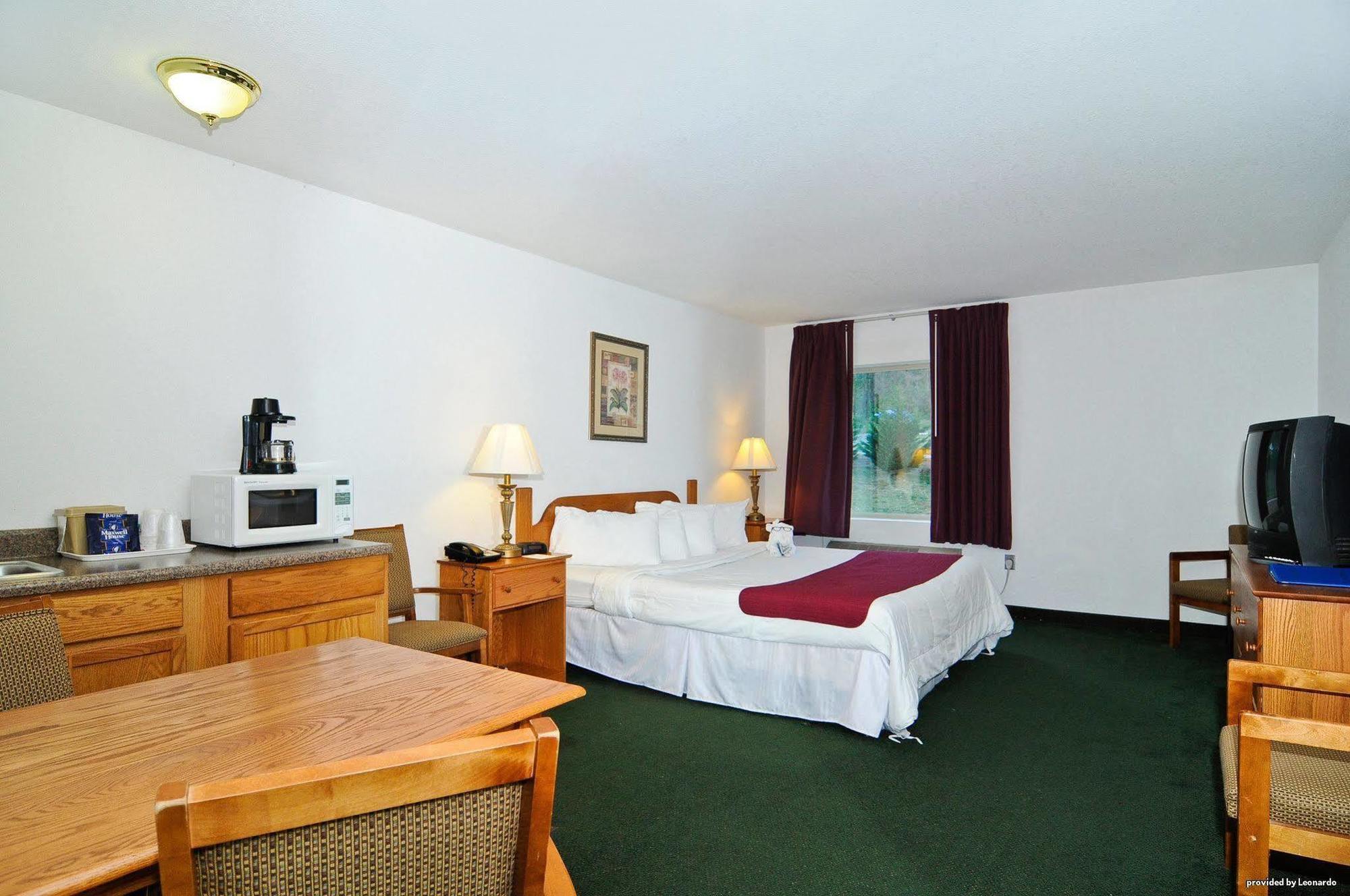 Surestay Plus Hotel By Best Western Berkeley Springs Ruang foto