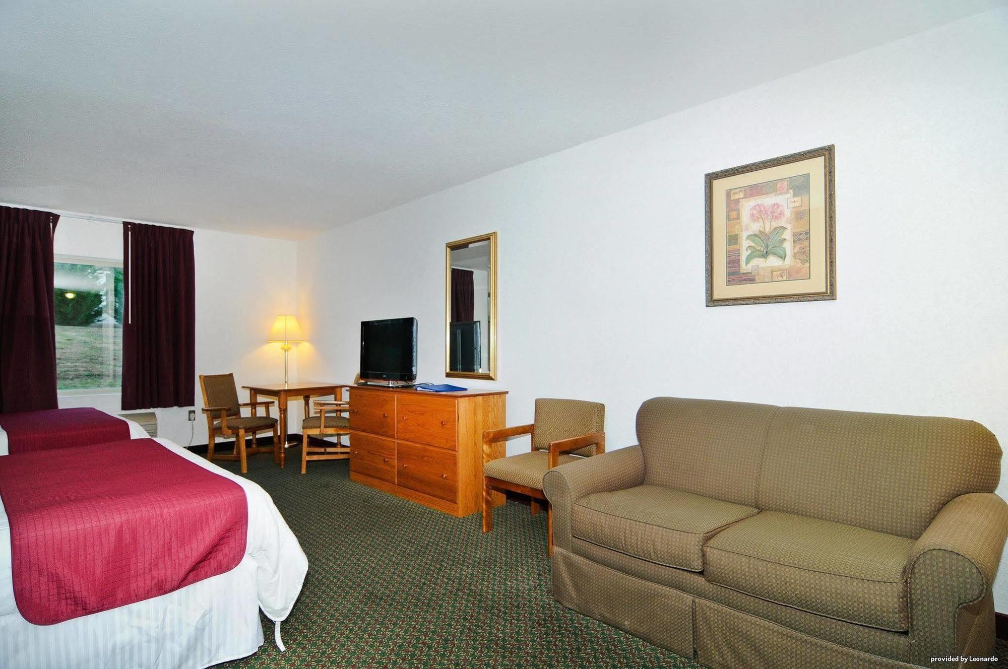 Surestay Plus Hotel By Best Western Berkeley Springs Ruang foto