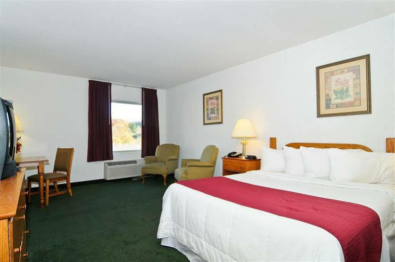 Surestay Plus Hotel By Best Western Berkeley Springs Bagian luar foto