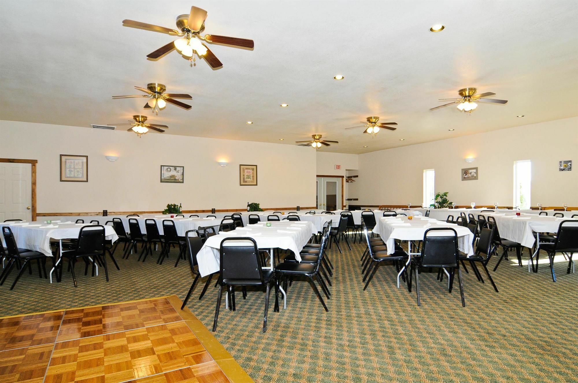 Surestay Plus Hotel By Best Western Berkeley Springs Restoran foto